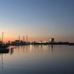 Prøvestenen i baggrunden